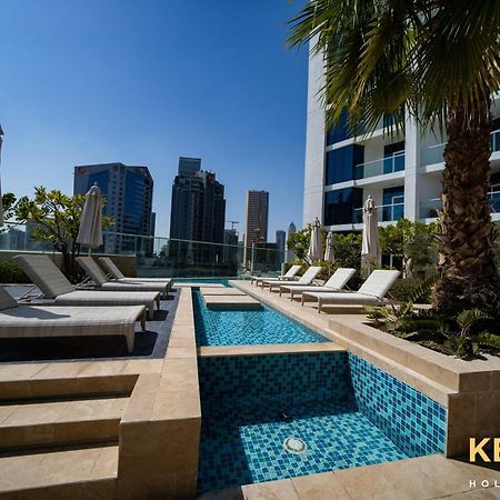 Sleek Studio In Prive With Stunning Canal View Dubai Exterior photo