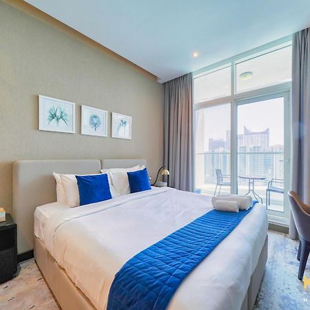 Sleek Studio In Prive With Stunning Canal View Dubai Exterior photo